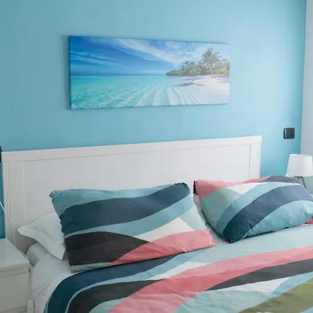 2 Grandi Camere In Centro Sul Mare Con Posto Auto Ad Agosto アパート *