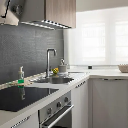 Apartament 2 Grandi In Pieno Centro Sul Mare Con Posto Auto A Febbraio