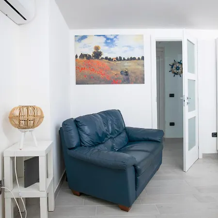 Sul Mare In Centro Con 2 E Posto Auto A Novembre Appartamento Pescara