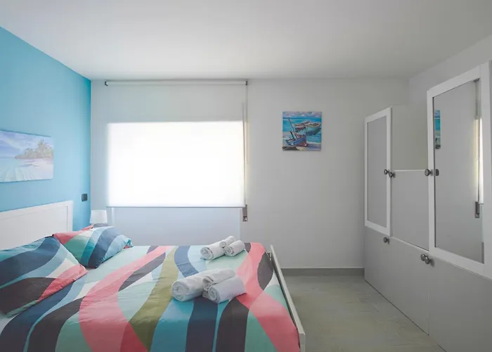 2 Grandi Camere In Centro Sul Mare Con Posto Auto A Maggio E Agosto